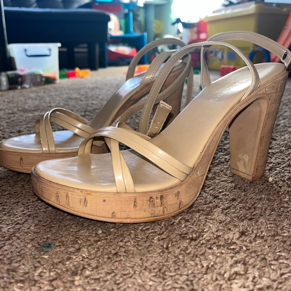 Bakers Neutral heels - Picture 4 of 5